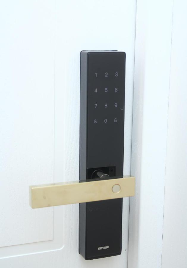 Parilament On Rustaveli 4 Rooms Τυφλίδα Εξωτερικό φωτογραφία