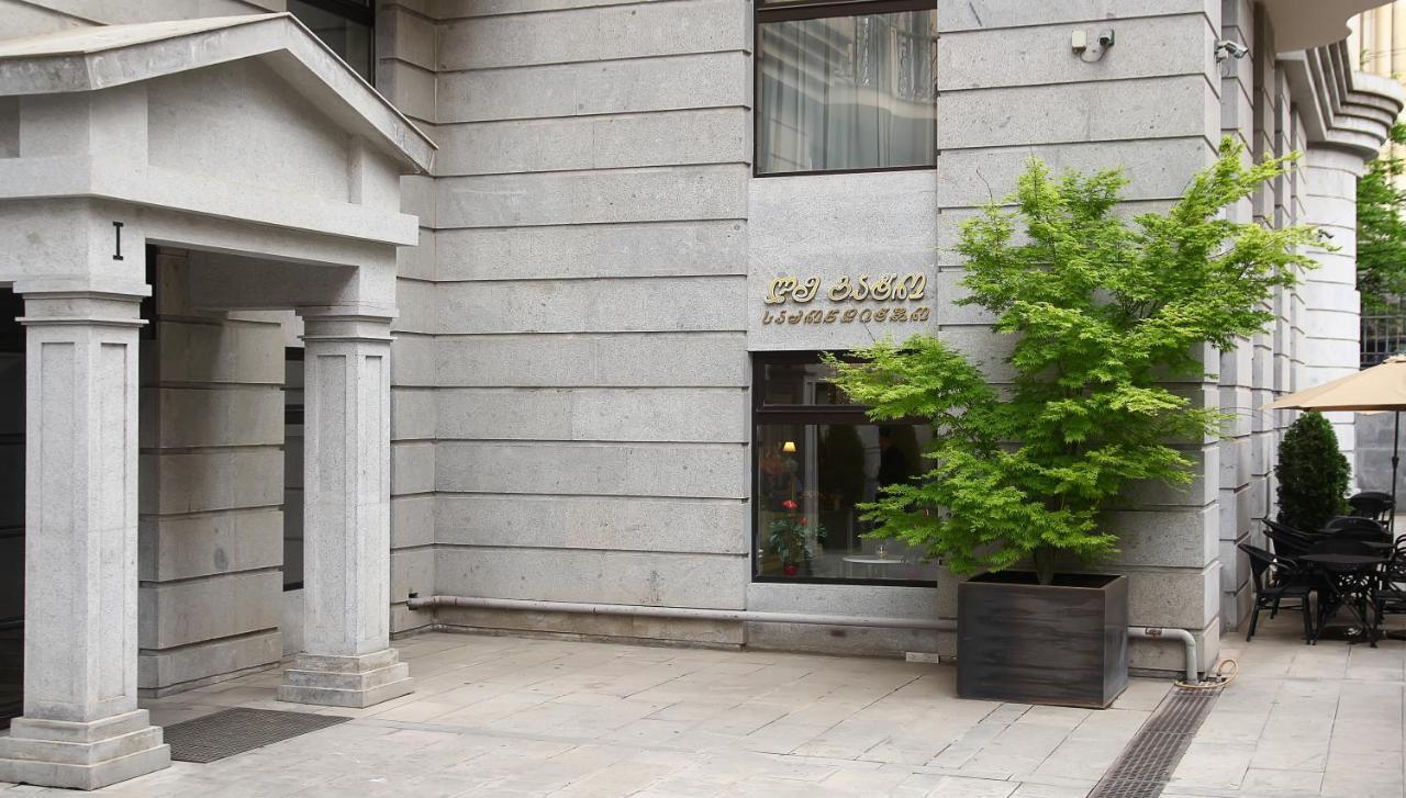 Parilament On Rustaveli 4 Rooms Τυφλίδα Εξωτερικό φωτογραφία